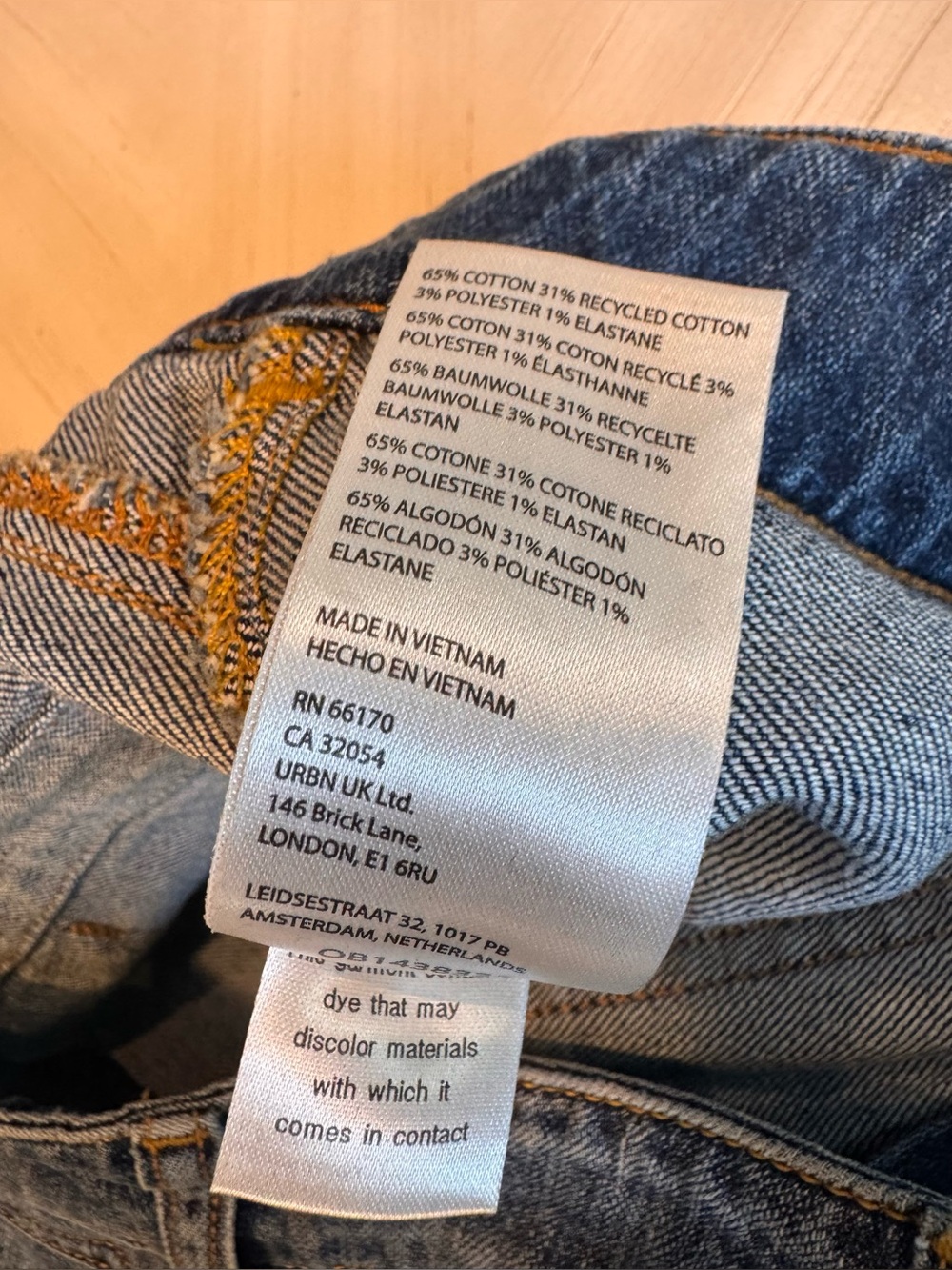 Anthropologie Pilcro Wanderer Mid-Rise Relaxed Jeans Lonnie Wash Size 29 NWOT - Picture 14 of 16